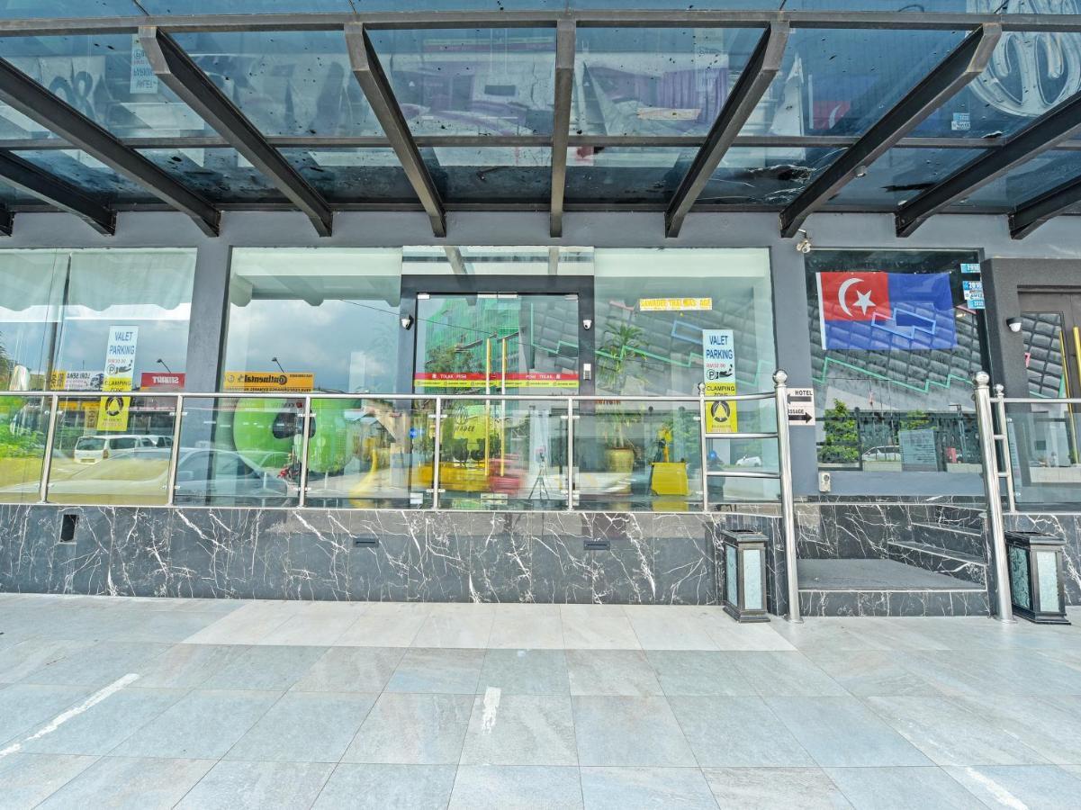 Capital O 90130 Sawadee Hotel جوهر بهرو المظهر الخارجي الصورة