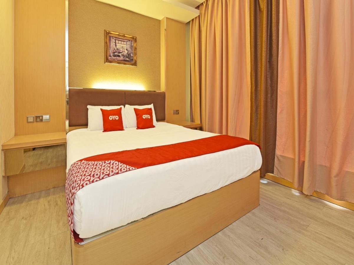 Capital O 90130 Sawadee Hotel جوهر بهرو المظهر الخارجي الصورة
