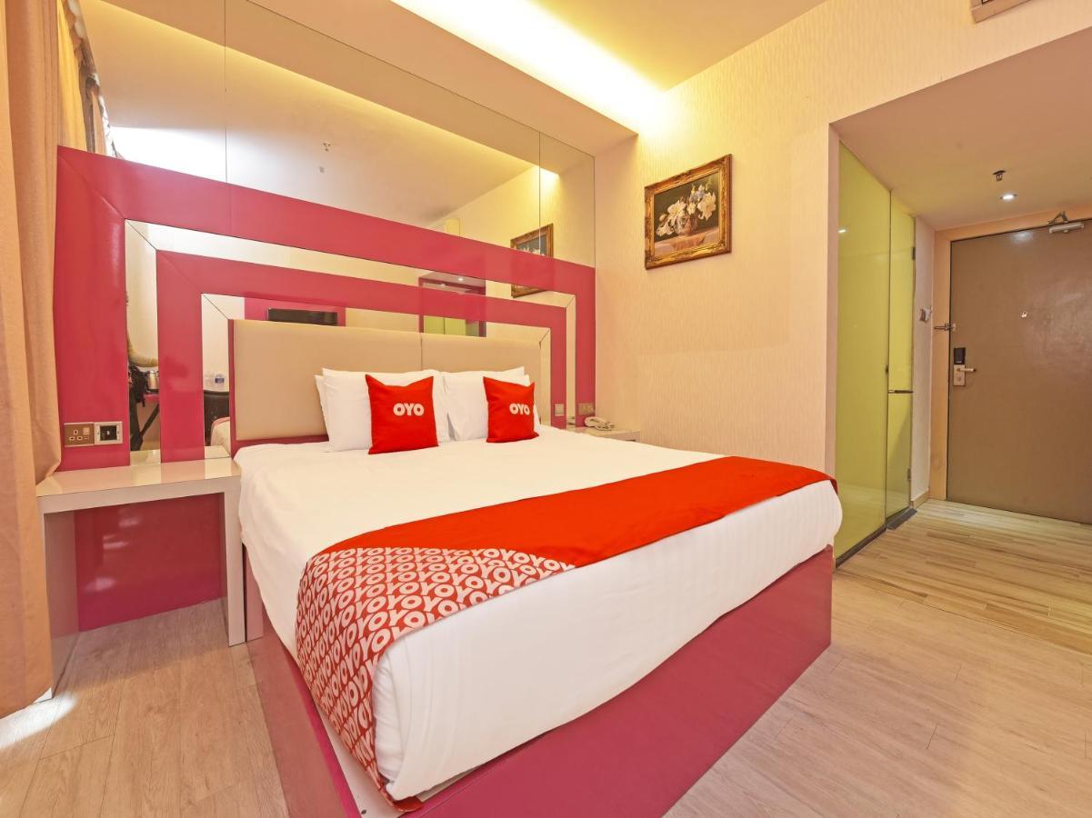 Capital O 90130 Sawadee Hotel جوهر بهرو المظهر الخارجي الصورة