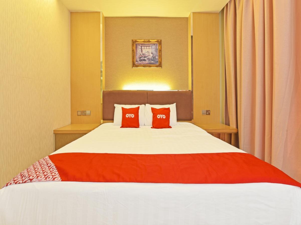 Capital O 90130 Sawadee Hotel جوهر بهرو المظهر الخارجي الصورة